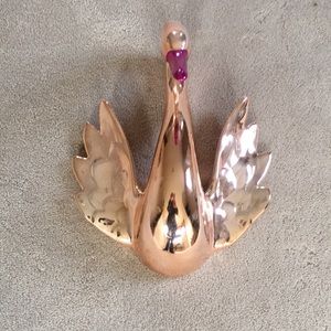 Rose gold hanging swan
